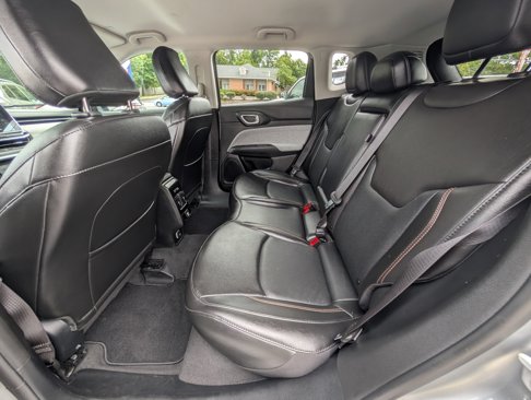 Used 2022 Jeep Compass Latitude image 8
