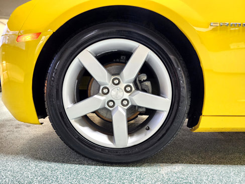 Used 2013 Chevrolet Camaro LT image 12