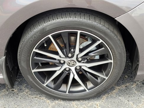 Used 2023 Toyota Camry SE image 18