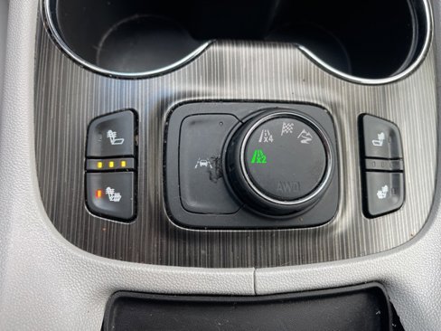 Used 2023 GMC Acadia SLT image 26