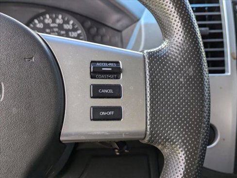 Used 2015 Nissan Xterra X image 10