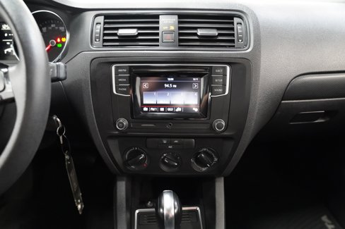 Used 2016 Volkswagen Jetta S image 19