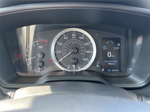 Used 2022 Toyota Corolla LE image 16