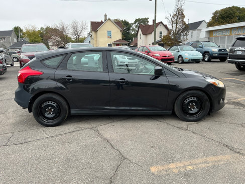 Used 2012 Ford Focus SE image 2