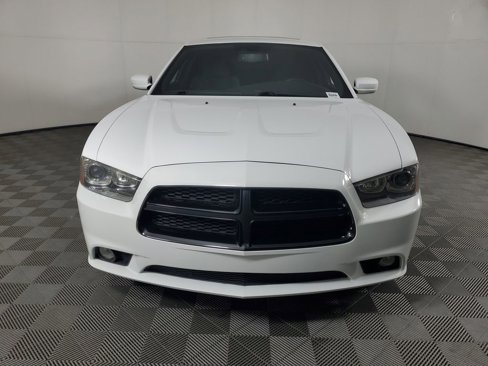 Used 2014 Dodge Charger R/T image 9