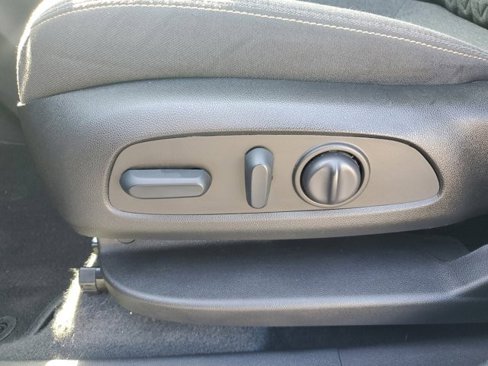 Used 2022 Chevrolet Equinox LT image 21
