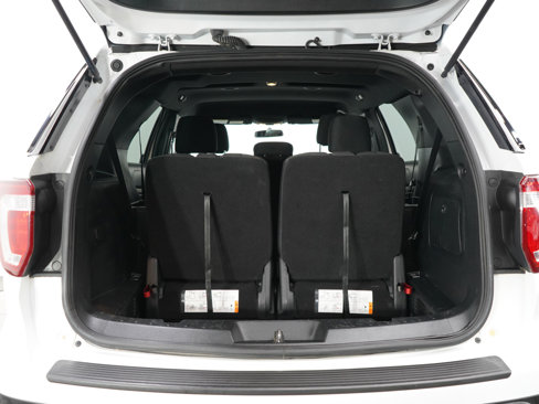 Used 2019 Ford Explorer XLT image 17