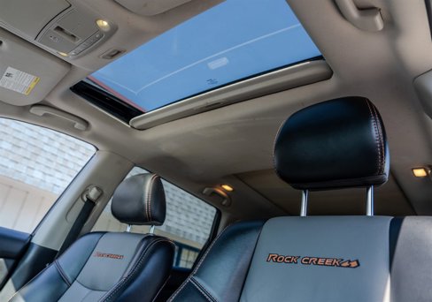 Used 2019 Nissan Pathfinder SL image 28