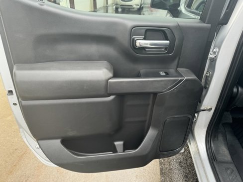 Used 2019 Chevrolet Silverado 1500 Custom image 24