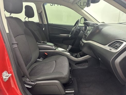 Used 2020 Dodge Journey SE w/ SE Popular Equipment Group image 8