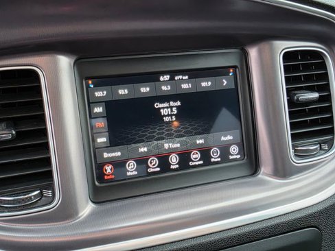 Used 2021 Dodge Charger SXT w/ Leather Interior Group image 27