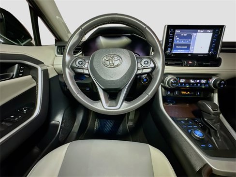 Certified 2020 Toyota RAV4 Limited image 25