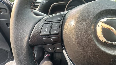 Used 2015 MAZDA MAZDA3 i Grand Touring image 18