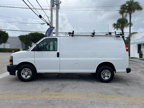 Used 2018 Chevrolet Express 2500 w/ Driver Convenience Package image 17