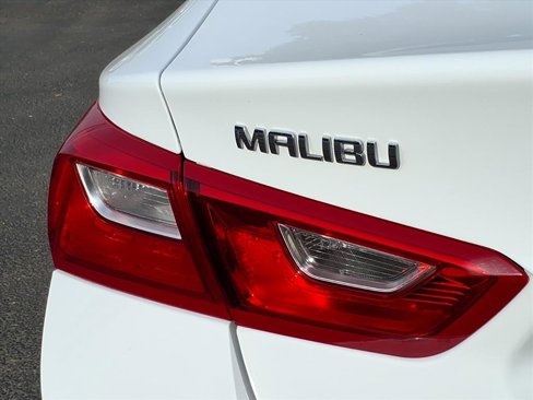 Used 2024 Chevrolet Malibu LT image 10