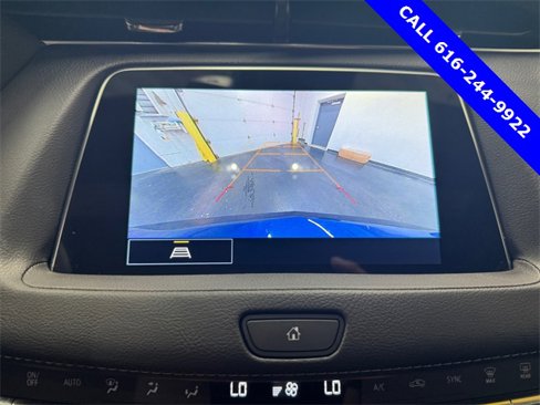 Used 2022 Cadillac XT4 Premium Luxury w/ Cold Weather Package image 9