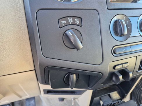 Used 2010 Ford F250 XLT image 23