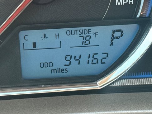 Used 2014 Toyota RAV4 Limited image 17