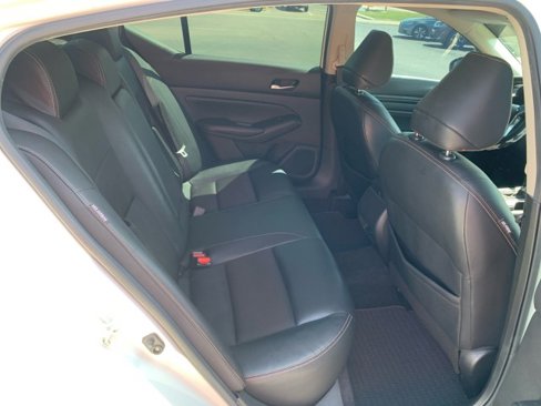 Used 2021 Nissan Altima 2.0 SR image 15