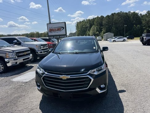 Used 2019 Chevrolet Traverse LT image 2