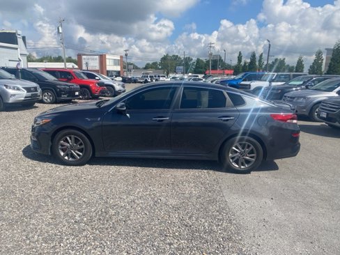 Used 2020 Kia Optima LX image 3
