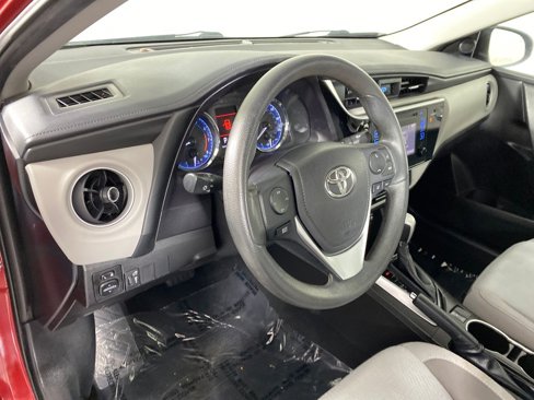 Used 2017 Toyota Corolla L image 9