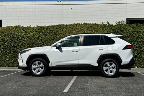 Used 2019 Toyota RAV4 XLE image 7