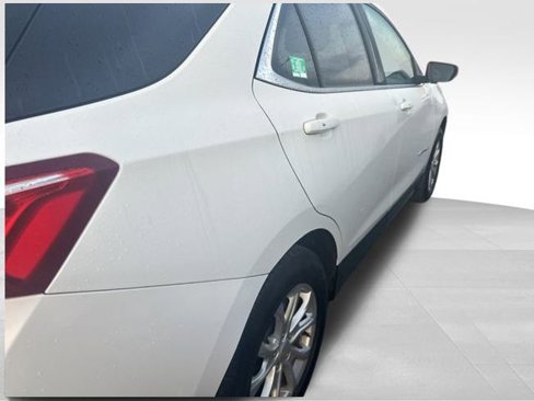 Used 2019 Chevrolet Equinox LT image 10