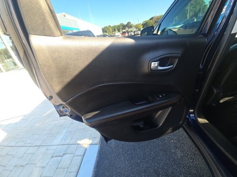Used 2018 Jeep Compass Limited image 26