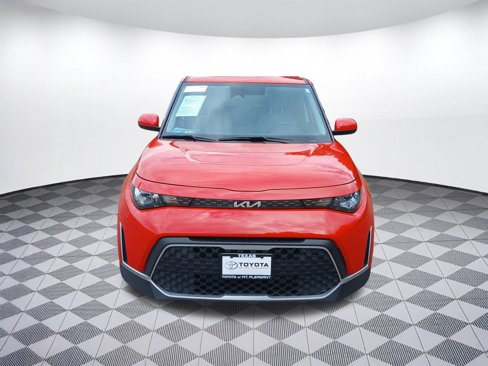 Used 2023 Kia Soul LX w/ LX Technology Package image 3
