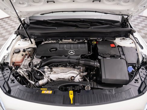 Certified 2020 Mercedes-Benz GLB 250 4MATIC image 32