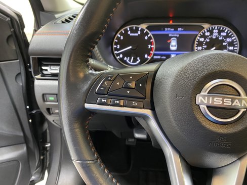 Used 2024 Nissan Sentra SR image 32