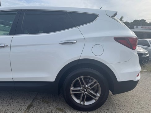 Used 2018 Hyundai Santa Fe Sport image 6