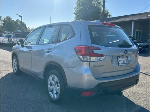 Used 2020 Subaru Forester image 5