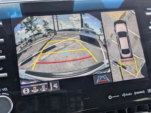 Used 2020 Toyota Avalon Touring image 16