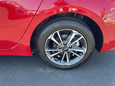 Used 2023 Kia Forte LXS image 17