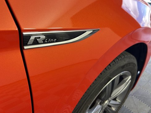 Used 2019 Volkswagen Jetta R-Line image 4
