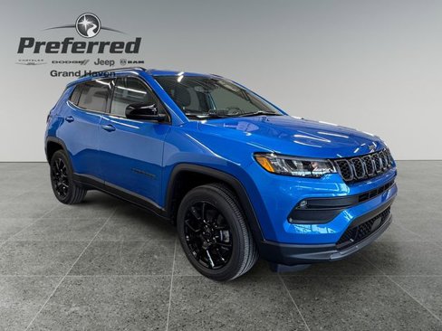 New 2026 Jeep Compass Latitude image 3