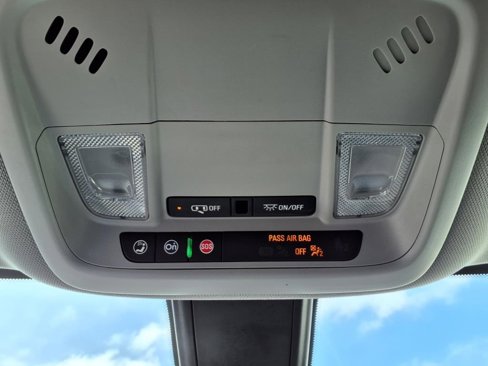 Used 2022 Chevrolet Malibu LT image 15