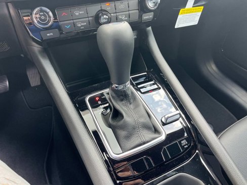 New 2025 Jeep Compass Latitude w/ Altitude Special Edition image 25