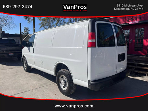 Used 2017 Chevrolet Express 2500 image 3