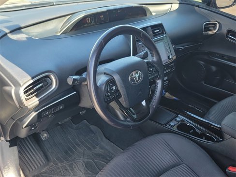 Used 2020 Toyota Prius Prime LE image 12