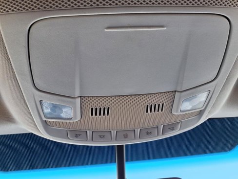Used 2018 Ford Edge Titanium image 33