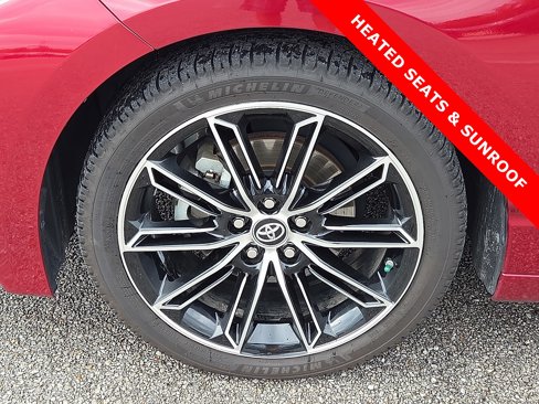 Used 2019 Toyota Avalon XSE image 7