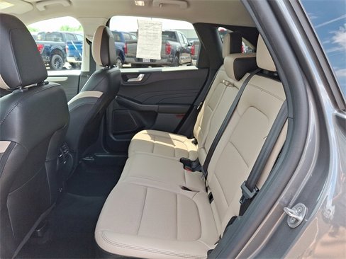 Used 2022 Ford Escape SEL image 10
