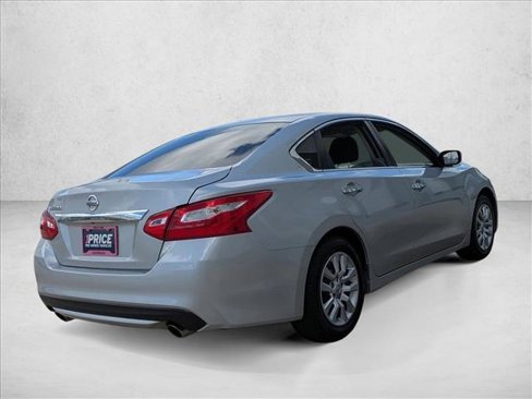 Used 2017 Nissan Altima 2.5 S image 5