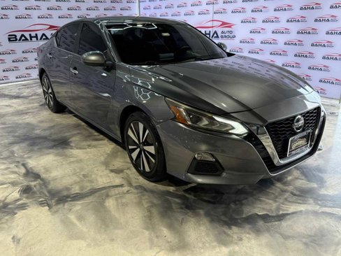 Used 2021 Nissan Altima 2.5 SV image 3