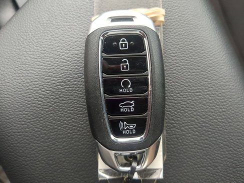 Certified 2022 Hyundai Elantra SEL image 26