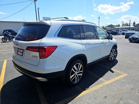 Used 2017 Honda Pilot Touring image 5