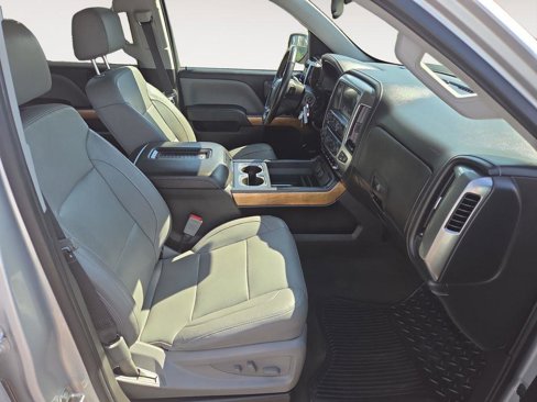 Used 2018 Chevrolet Silverado 1500 LTZ w/ LTZ Plus Package image 17